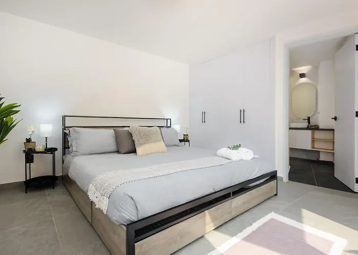 Wtc 1 Block Away - Total Comfort *